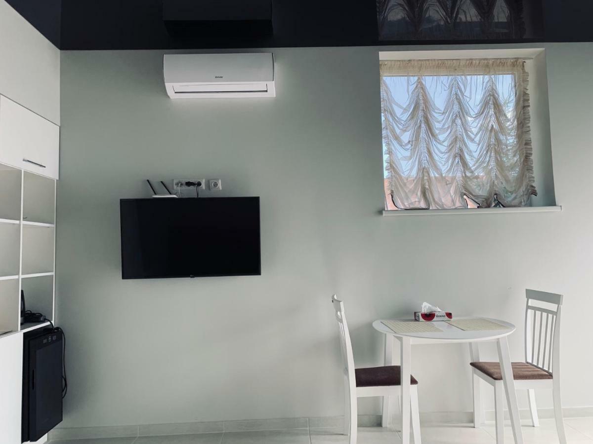 Romeo Vip Apartamentai Panevėžys Exteriör bild